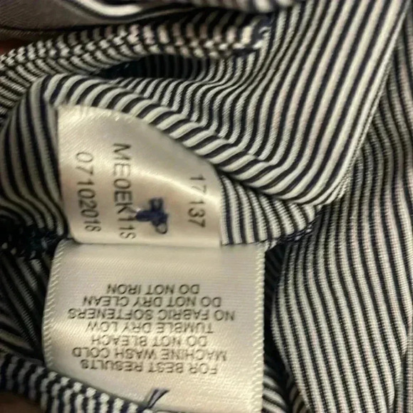 Peter Millar Stylish Functional Lightweight Navy Striped Polo Performance top M - Picture 4 of 4